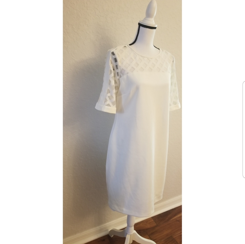 Off White Lattice Cocktail Dress - Picture 4 of 5